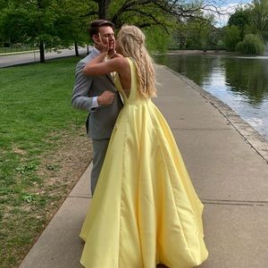 Yellow Sherri Hill Ball Gown Prom Dress w/ Pockets